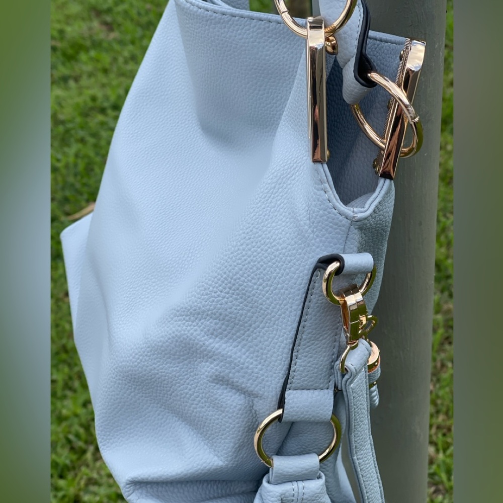 Stylish Light Blue Handbag with Gold Accents - Picture 10 of 15
